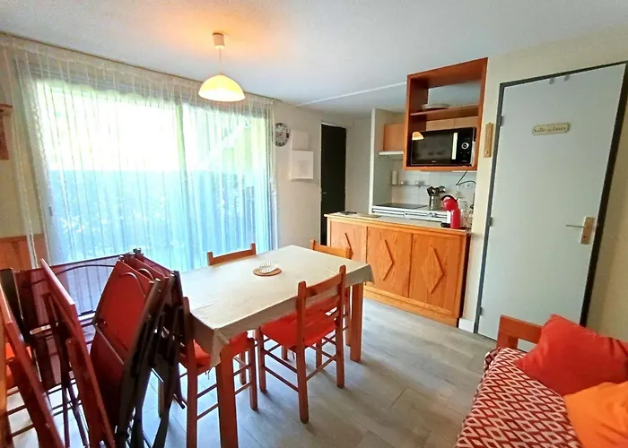Appartement Avec Terrasse - 4 Pers. - Fr-1-457-400 *